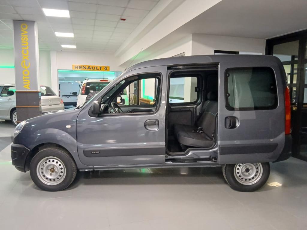 RENAULT KANGOO CONFORT 5ASIENTOS 2015